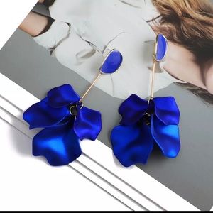 New Royal Blue Royalty Jewels Drop Down Earrings